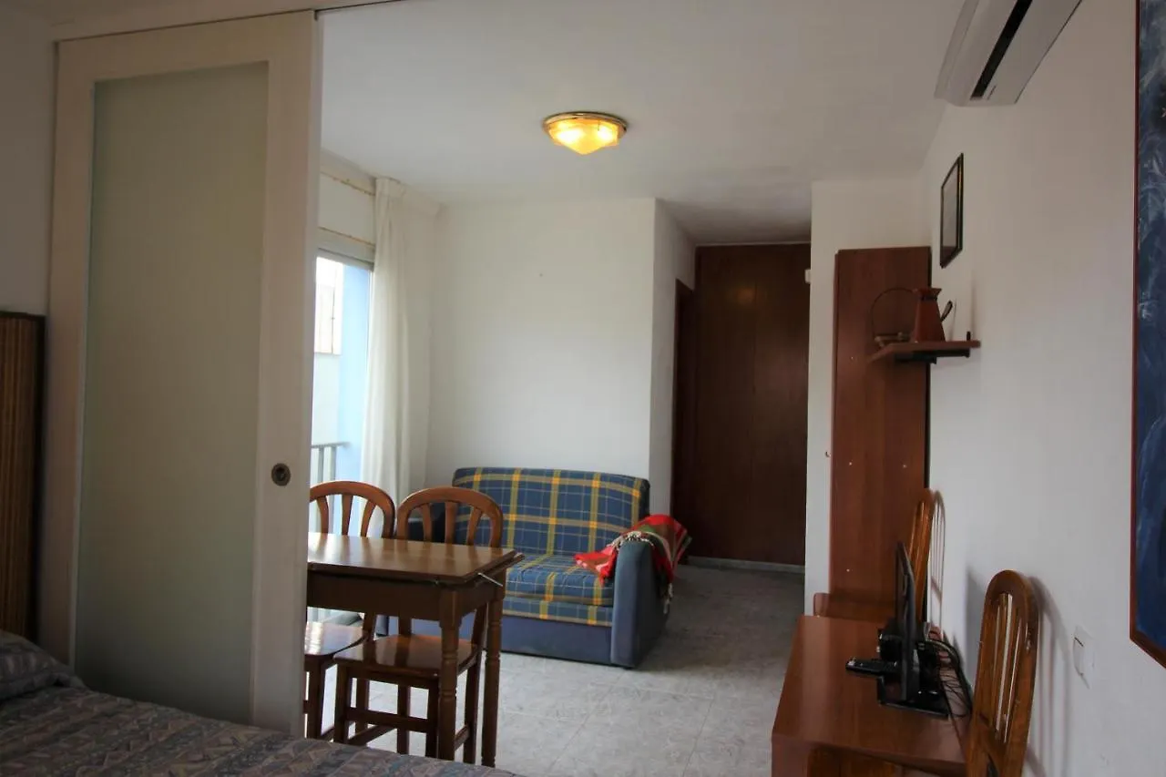 Apartmán Global Immo 1036 Estrella De Mar Roses 0*,